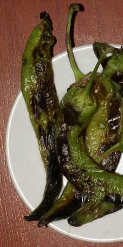 Capsicum annuum: Turkish charred peppers