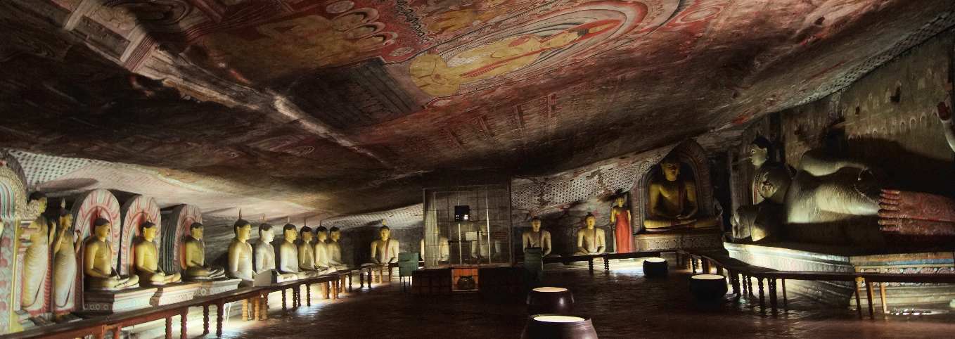 Cave number two of Dambulla Rock Temple , in Dambulla (Sri Lanka, Cultural Triangle)