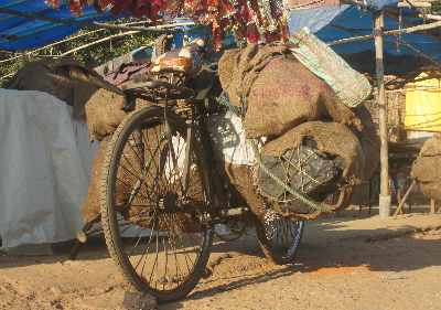 Coal-laden bicycle in Rajarappa, near Hazaribagh, Jharkhand (Northern India)