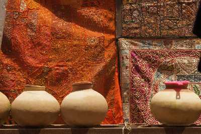 Souvenir shop in Jaisalmer, Rajasthan (India)