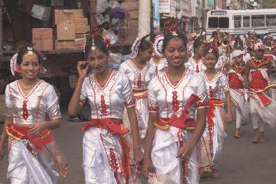 Esala/Dalada Perahera in Kandy, Sri Lanka, Female Pattini Dancers during Daval Day Perahera
