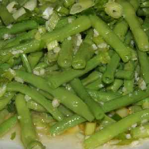 Chinese food: Suan ni Jiang-dou (Salad of green beans with garlic) (Salat aus grünen Bohnen mit Knoblauch)