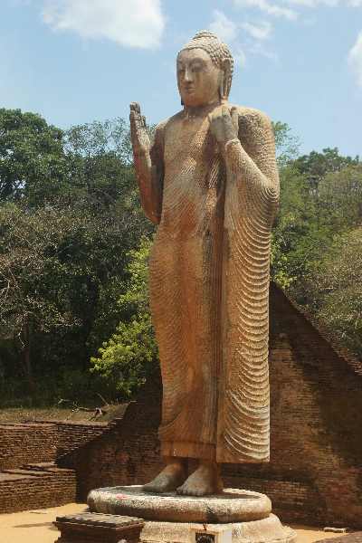 Buddha Shakyamuni Statue, (Maligawila Budu Pilimaya), near Okkampitiya (near Monaragala and Buttala), South-Eastern Sr Lanka