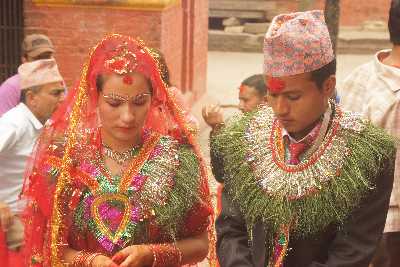 Marriage couple in Kumbeshwar Mandir Hindu Temple in Patan (Kathmandu Valley, Nepal)