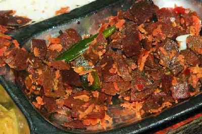 Kerala/Indian food: Dry cury from red beetroot