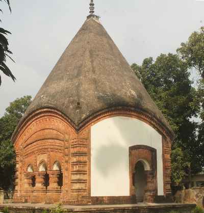 A smaller Govinda Mandir in Puthia, near Rajshahi (North-Western Bangladesh)