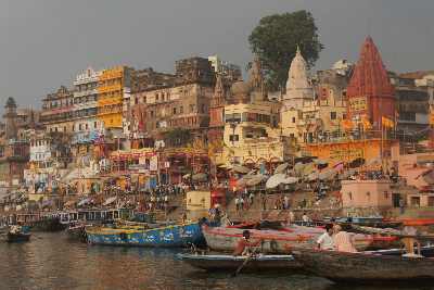 Main Ghat (Dash-Ashwamedh) in the morning sun, Varanasi, Uttar Pradesh, India